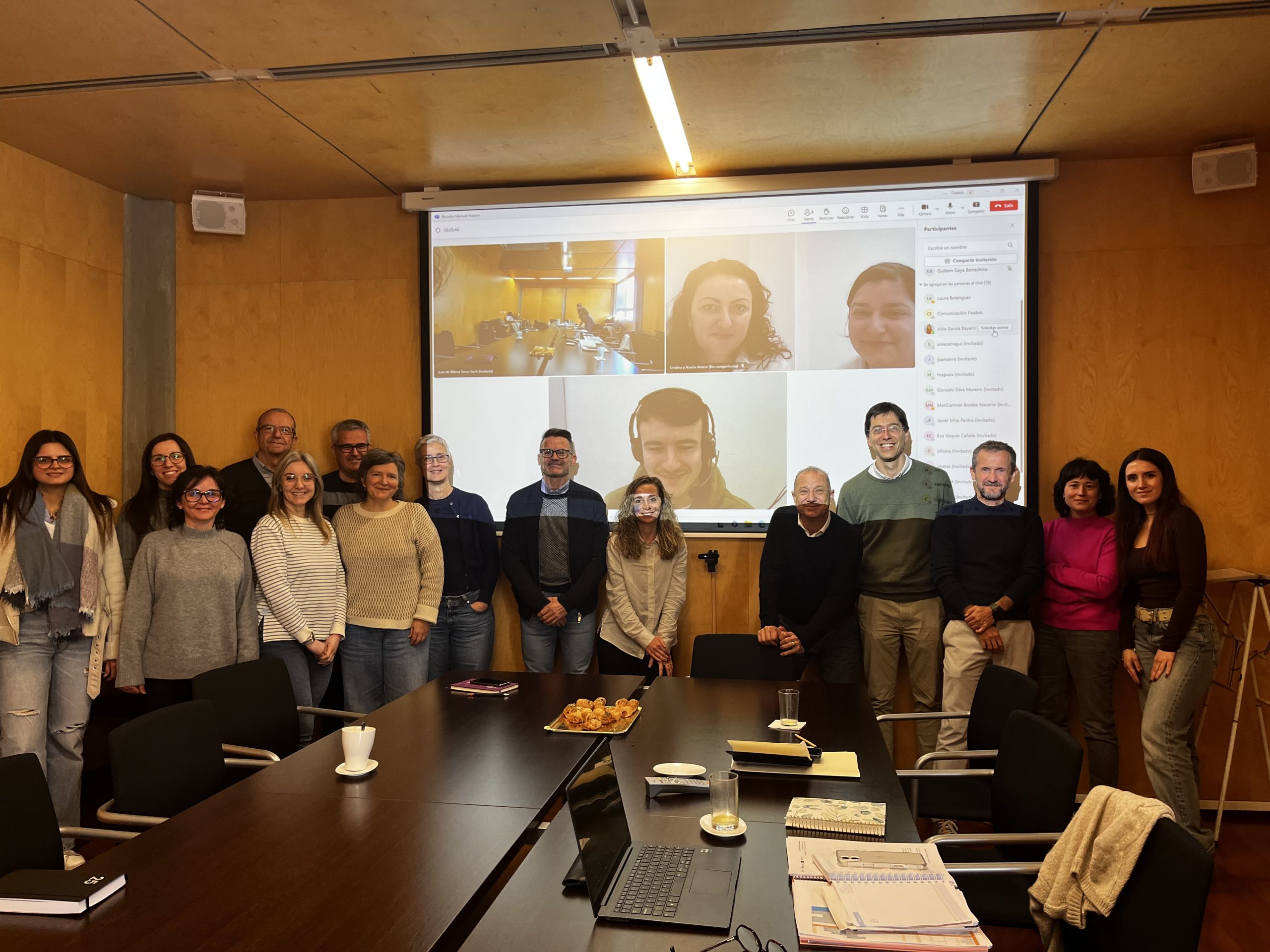 Foto de grupo reunión naixem upv